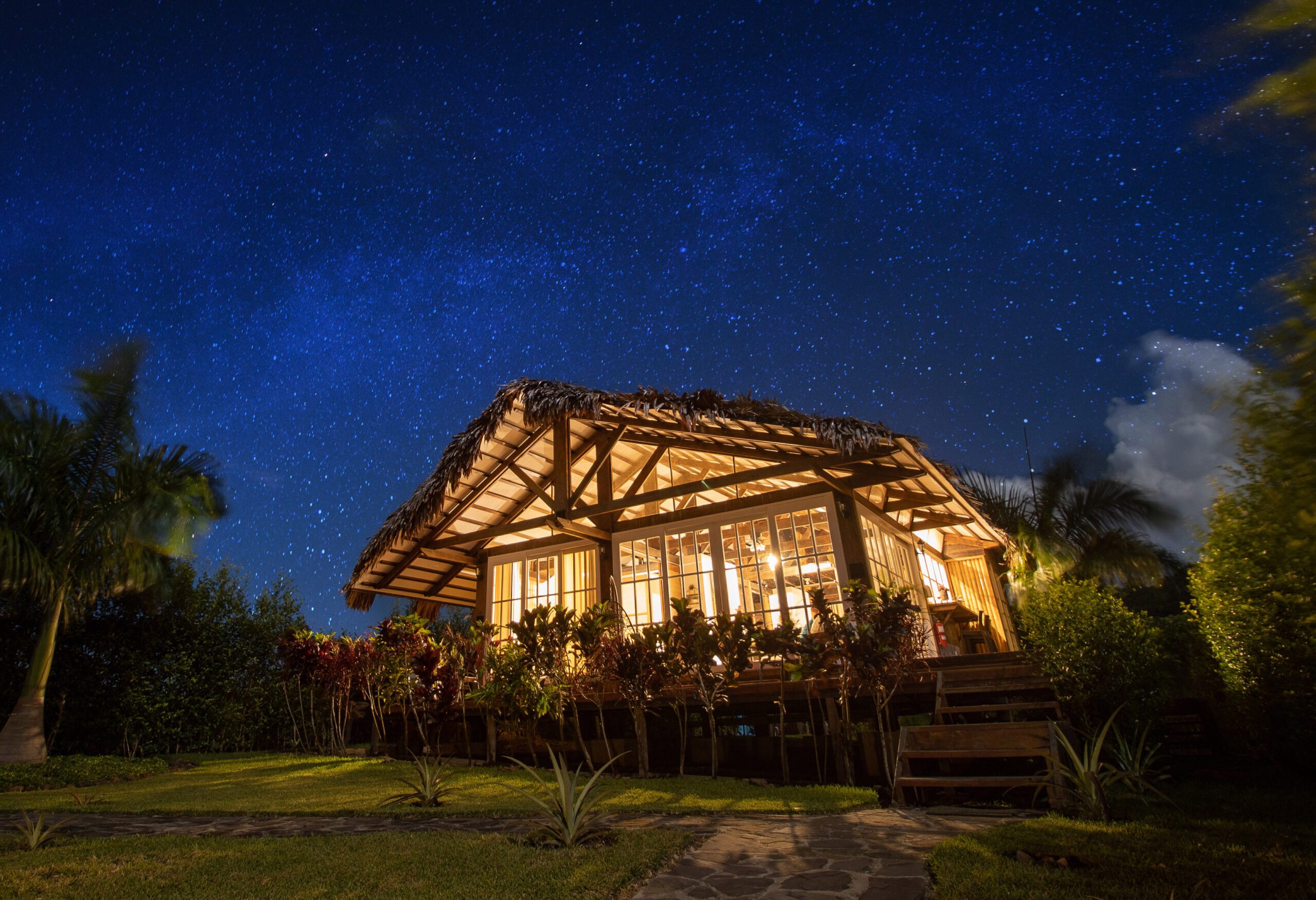 En las noches, el cielo estrellado es espectacular en Yanashpa Village, un condominio de estilo resort en las alturas de Tarapoto, libre de contaminación lumínica